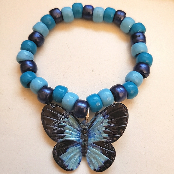 Handmade Blue Butterfly Charm Kandi Bracelet - Picture 1 of 3